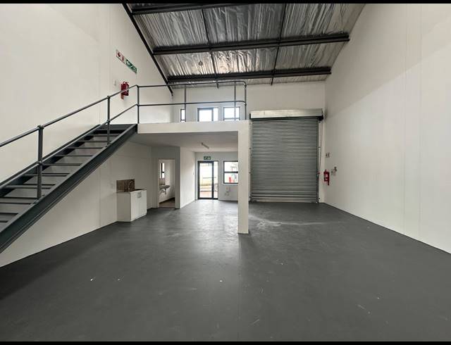 146M² WAREHOUSE FOR SALE IN BARBEQUE DOWNS